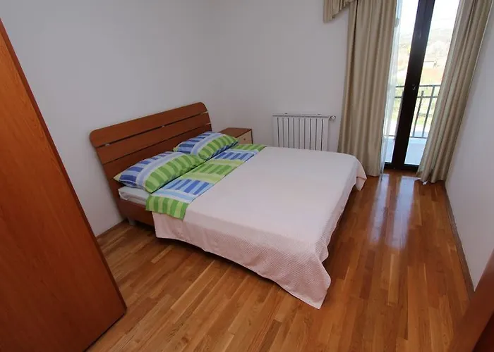 Διαμέρισμα Mara *