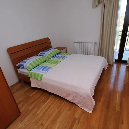 Apartment Mara *