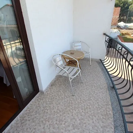 Apartment Mara *