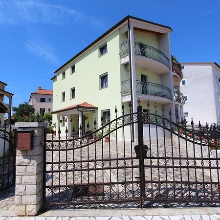Mara Hotel 3*