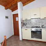 דירה Mara *